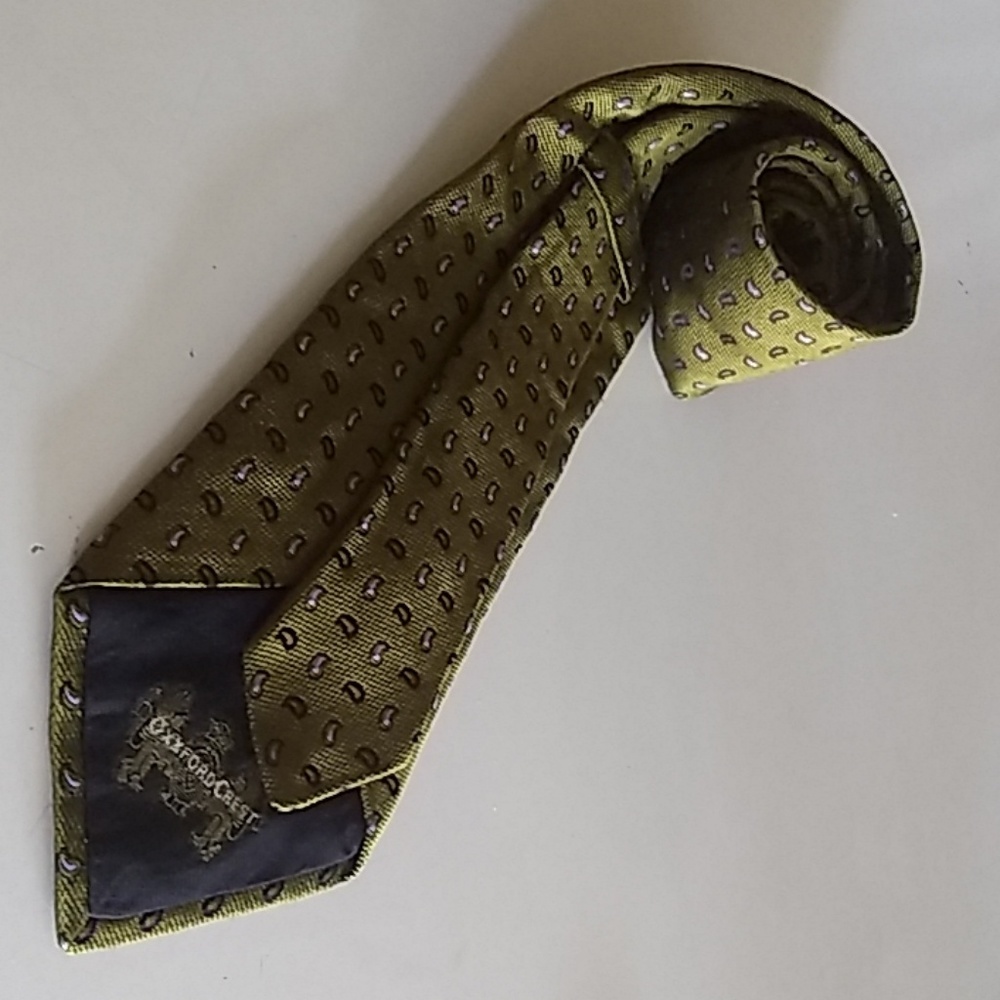 Oxford Crest💚Men's tie🧔green💚silverand🖤black